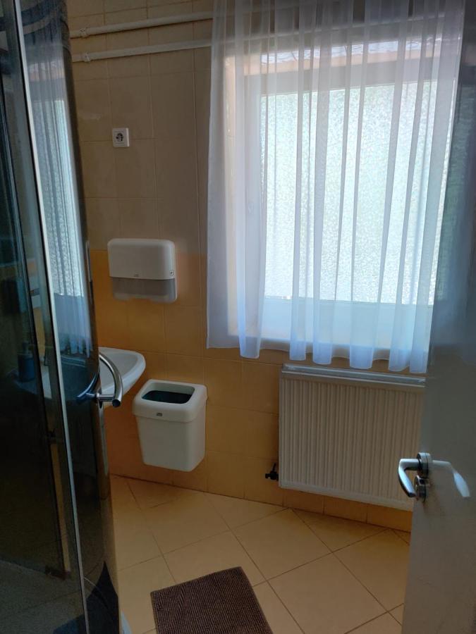 Villa Italia Guest House Siofok Exterior photo